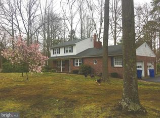 5 Oregon Trl, Medford, NJ 08055