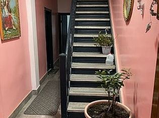 2388 29th St APT 2, Astoria, NY 11105