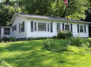 773 NW 850 St, Hillview, IL 62050