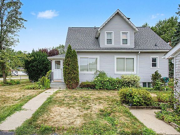 2nd image of 2901 Hartline Dr