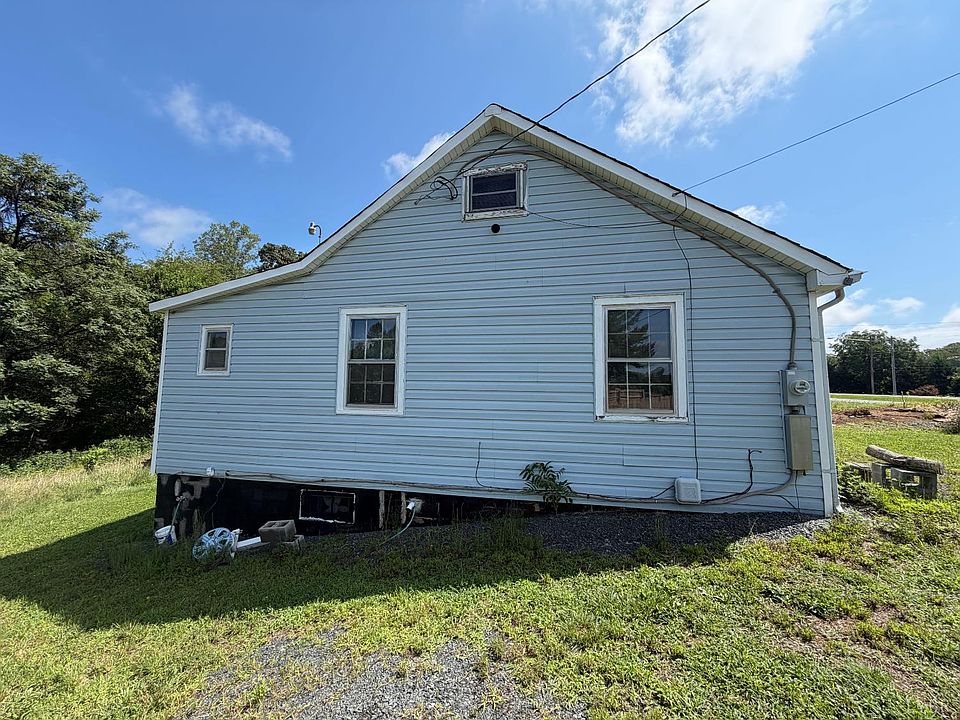 2nd image of 5309 Pleasant Valley Rd