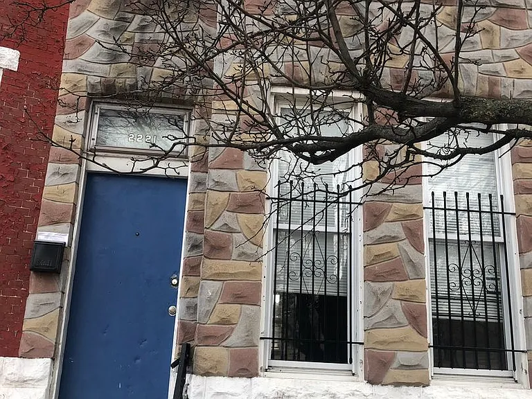 2221 E Preston St — Photo 1
