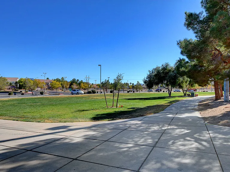 706 Eros Ct — Photo 60