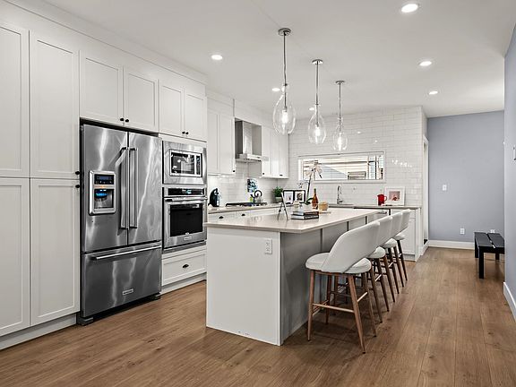 2nd image of 39-15688 28th Ave #39