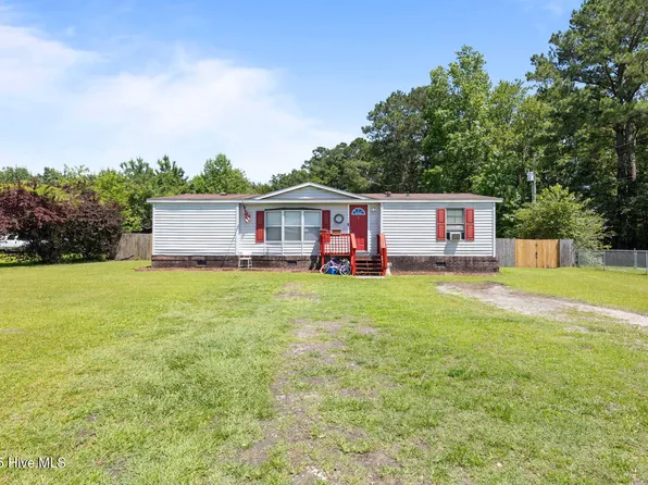 368 Morton Farm Road, Hubert, NC 28539