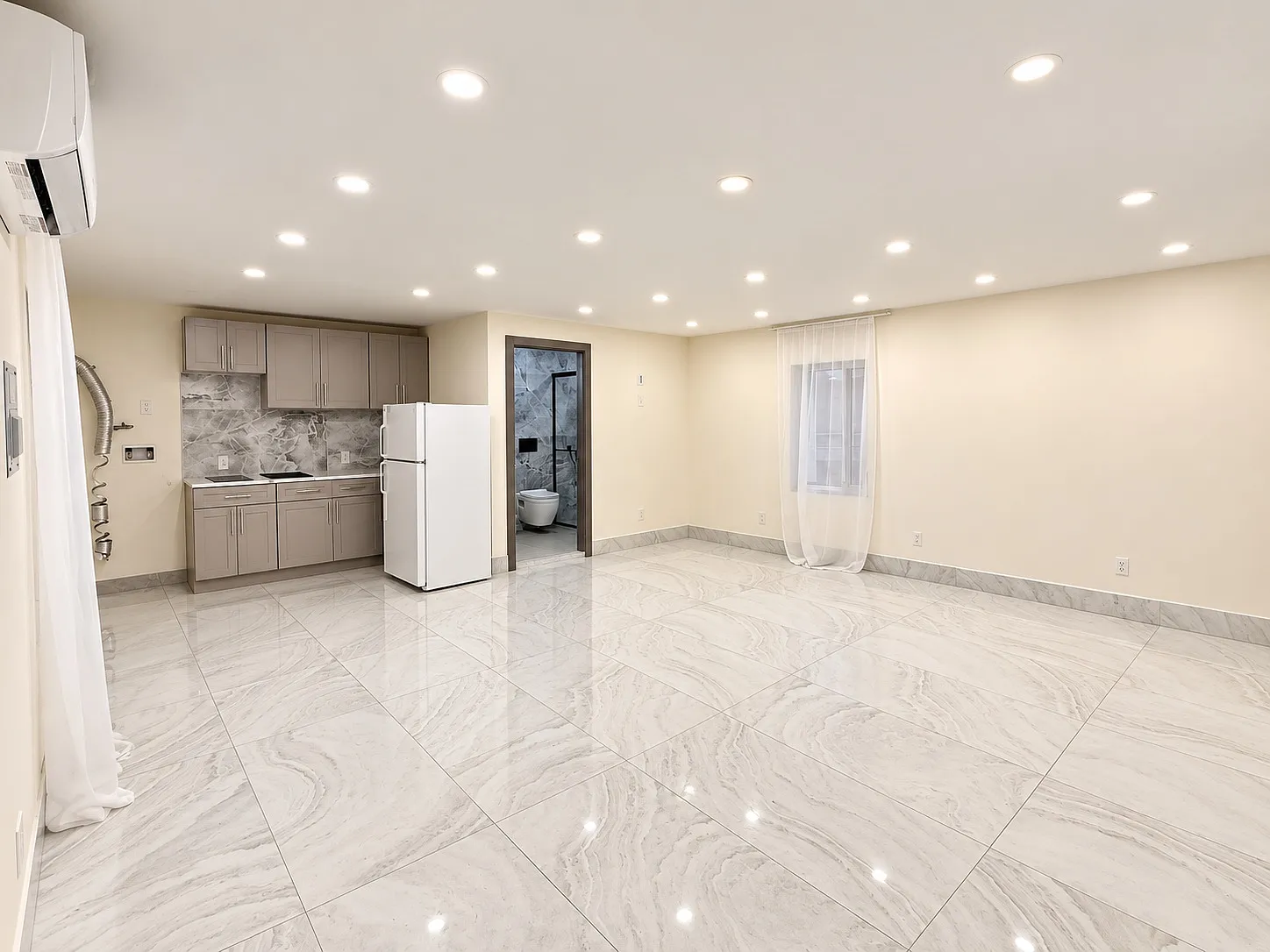 7 Canda Avenue — Photo 1