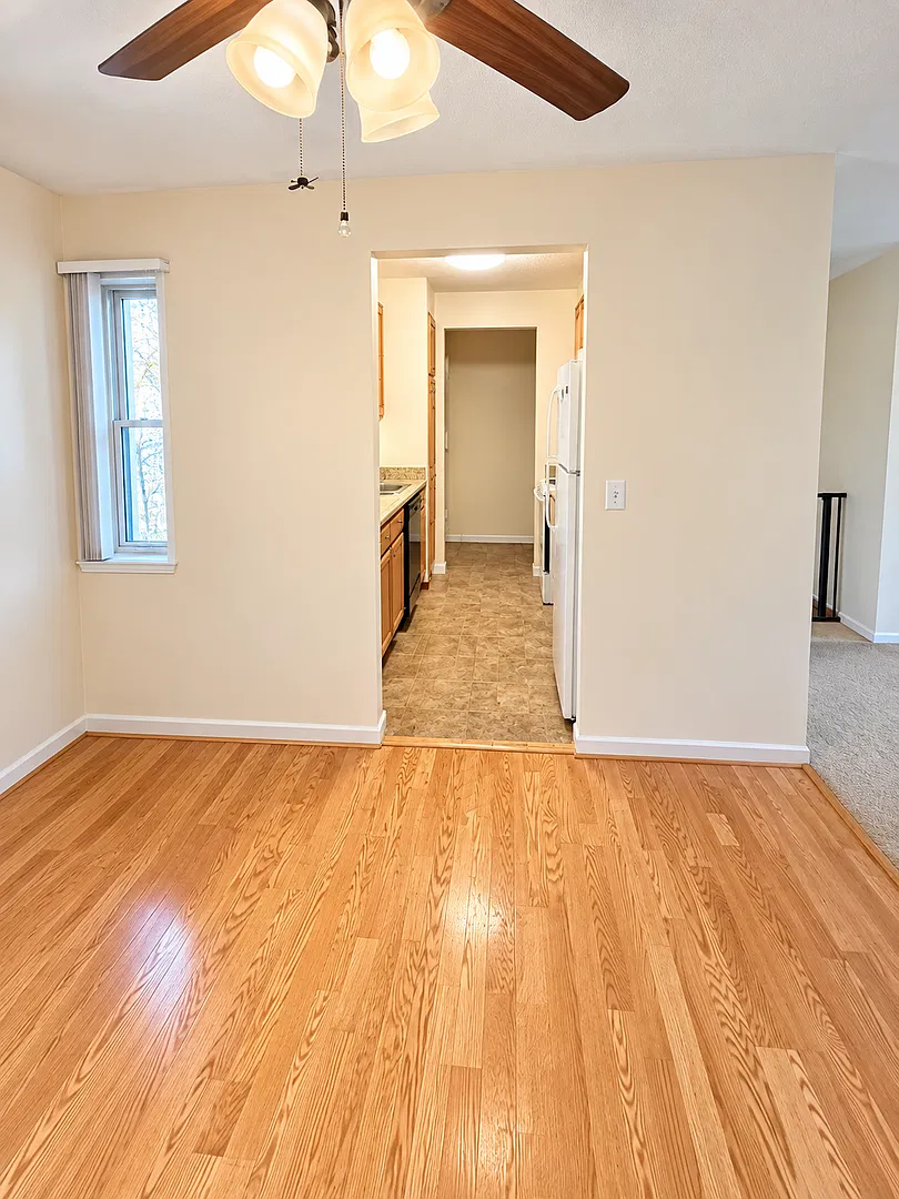 Woodmere Place — Photo 4