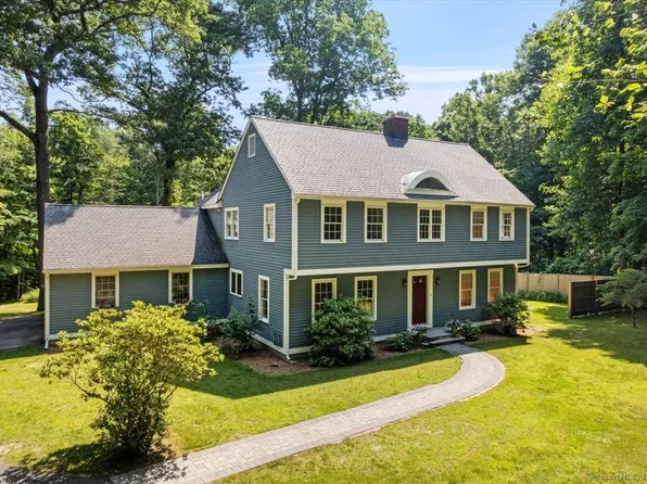18 Saddlebrook Drive, Killingworth, CT 06419