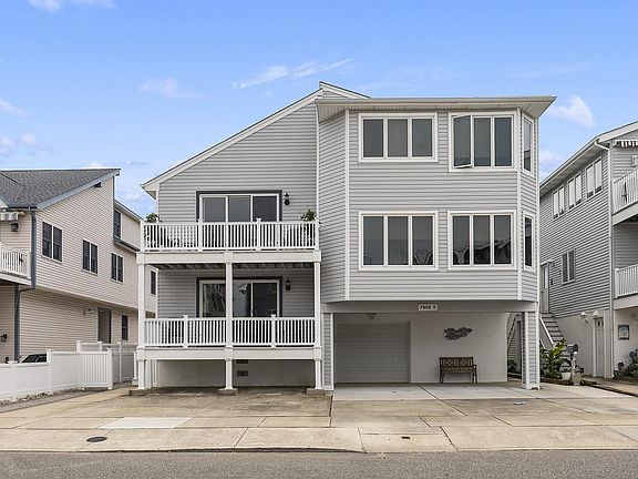 3rd image of 7809 Roberts Ave #N