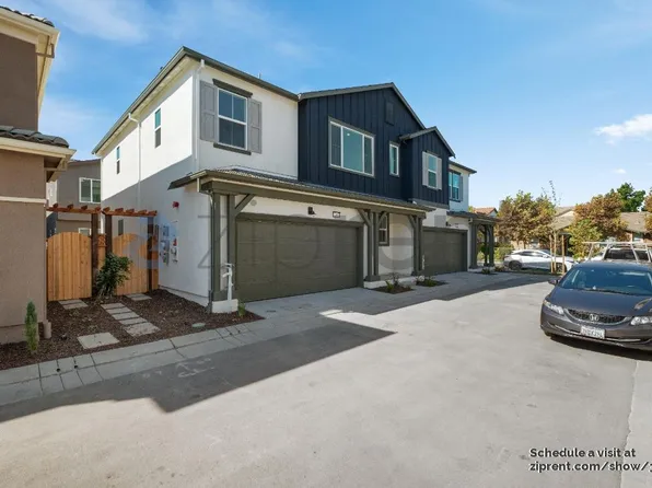 146 W Fort Bragg Pl, Mountain House, CA 95391