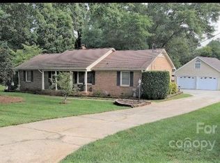 104 Hullis Rd, Stanley, NC 28164