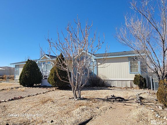 2nd image of 25 Buffalo Ln