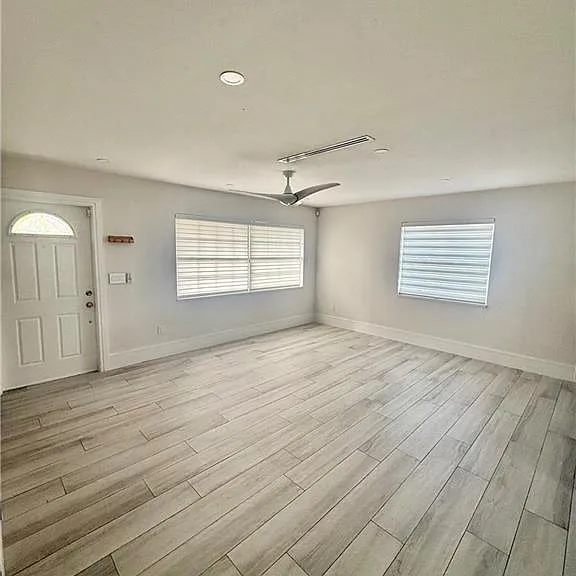 733 Pine Cone Ln — Photo 12