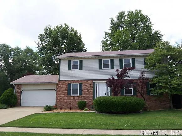 1601 Prairie View Dr photo 1