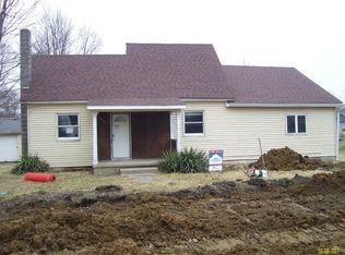 204 E Columbia St, Roachdale, IN