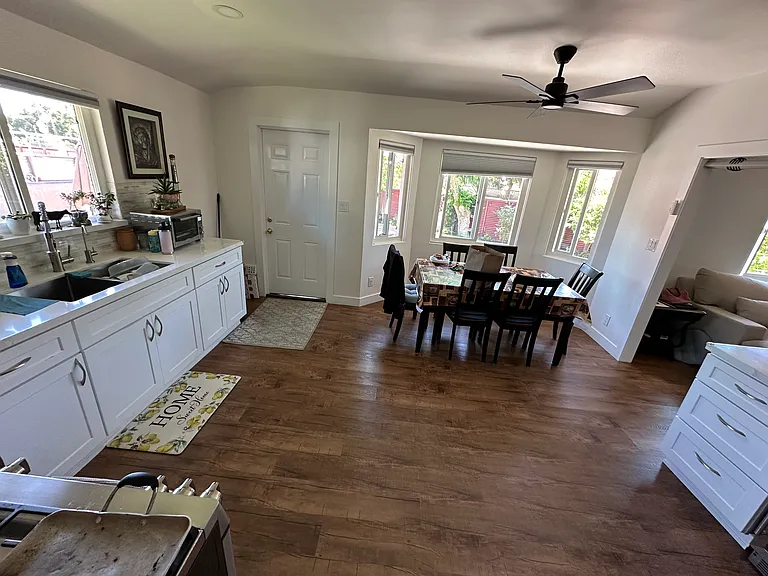 856 Riverside St — Photo 9
