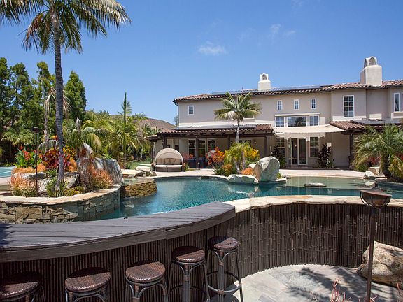 2nd image of 17181 Castello Cir