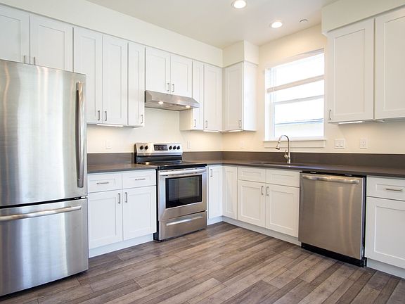 5th image of 8015 N Oswego Ave #4