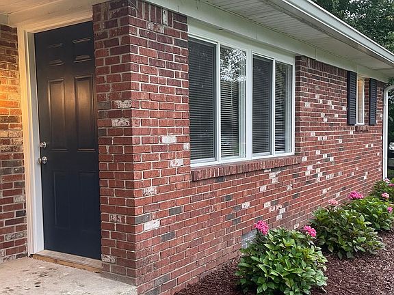 3rd image of 2719 Corey Dr