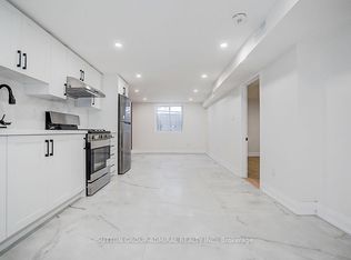 176 Cherrywood Dr, Newmarket, ON L3Y 2X8