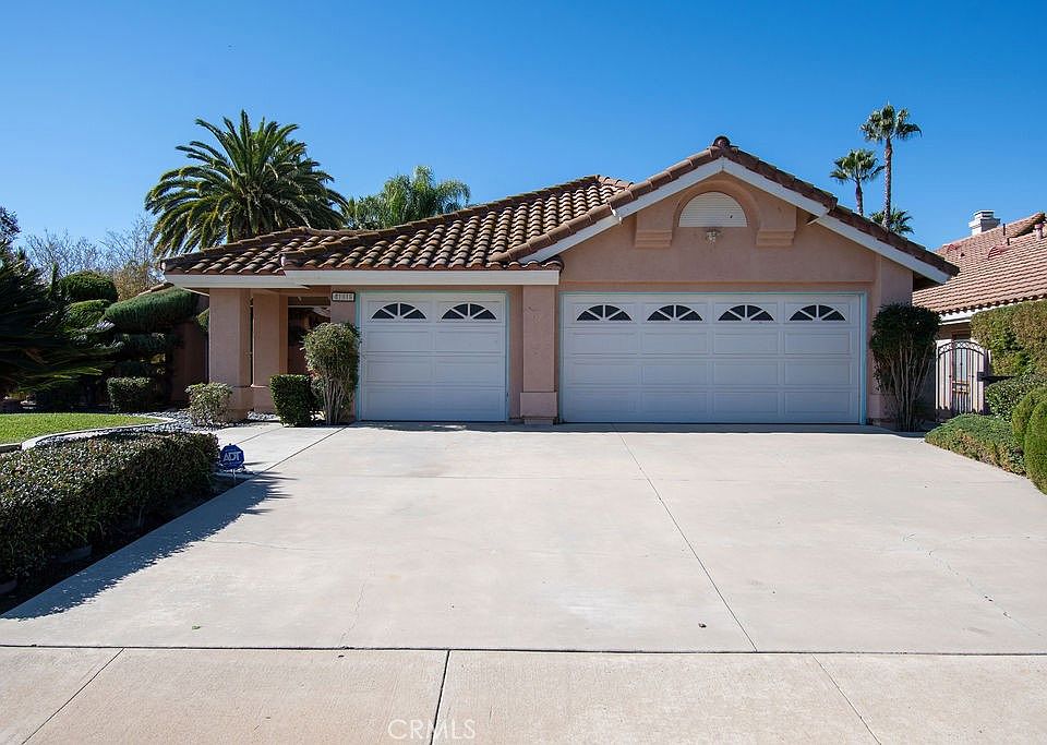 1st image of 41915 Avenida Sonoma