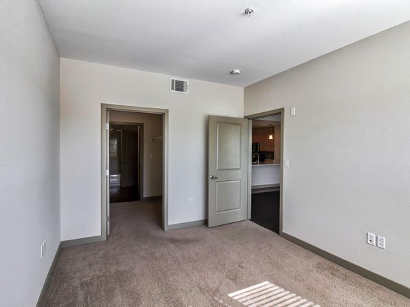 1331 Mount Hope Ave #439