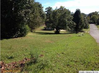 909 Rose Ln, Oxford, AL 36203