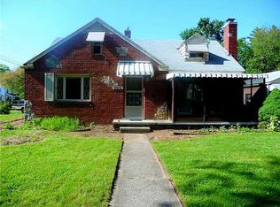 2470 Grantwood Dr, Toledo, OH 43613