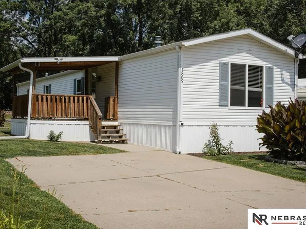 1809 SW 15th St, Lincoln, NE 68522