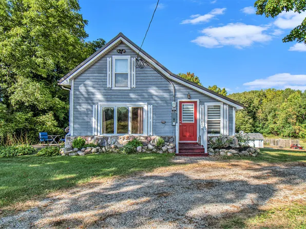 17014 Quaker St, Vandalia, MI 49095