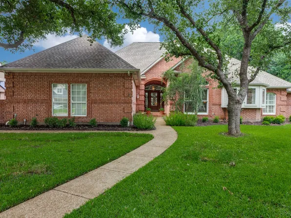344 Leeward Cir, Azle, TX 76020