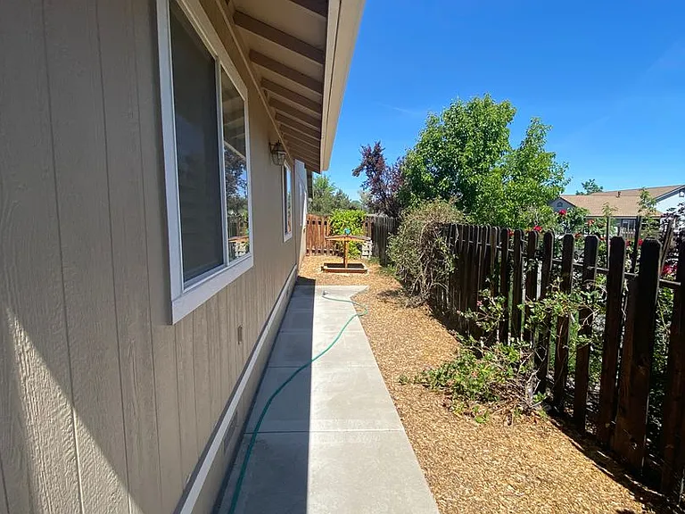 12 Wisteria Ct — Photo 16