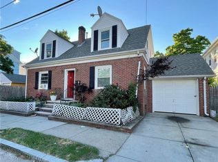 14 Lancashire St, Providence, RI 02908