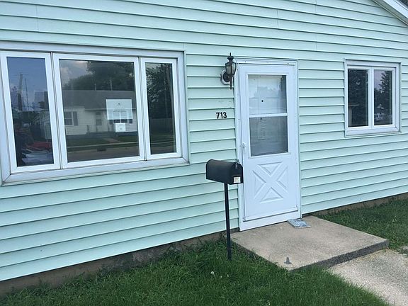 2nd image of 713 Carlton St