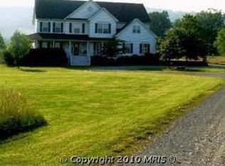 19195 Foggy Bottom Rd, Bluemont, VA 20135