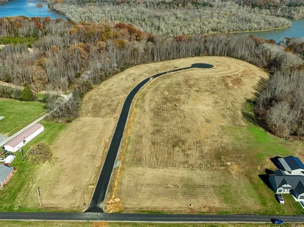 15 Riverwood Ln, Campbellsville, KY 42718