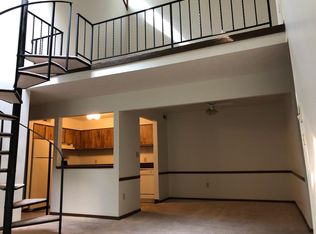 1845 Hampton Knoll Dr, Akron, OH 44313