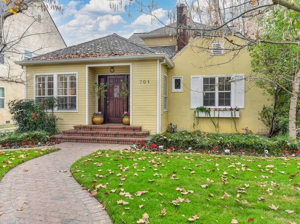 701 34th St, Sacramento, CA 95816