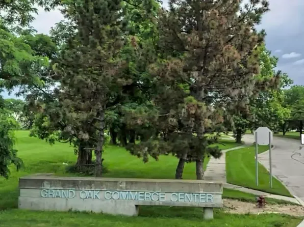 50272 Grand River Ave, Wixom, MI 48393