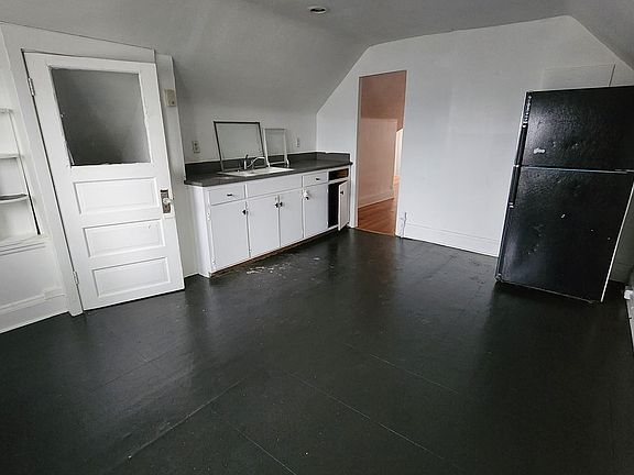 2nd image of 3305 E Overlook Rd APT 3