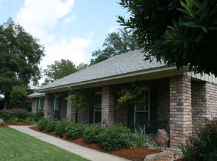 1320 Laura St, Sulphur, LA 70663