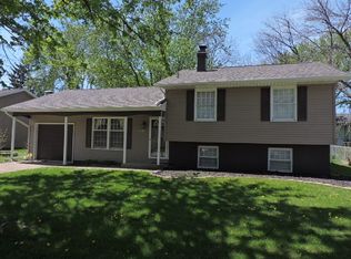 2613 S High Meadow Dr, Peoria, IL