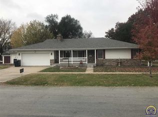 335 Market St, Osage City, KS 66523