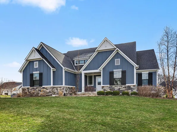 8138 Boardwalk Dr SW, Byron Center, MI 49315