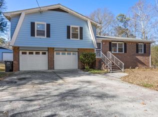 618 Rae Dr, Lawrenceville, GA 30044