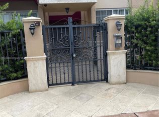 300 Madeira Ave APT 204, Coral Gables, FL 33134