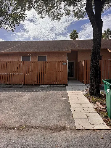 6761 NW 189th Ter Photo 1 6761 NW 189th Ter Photo 1