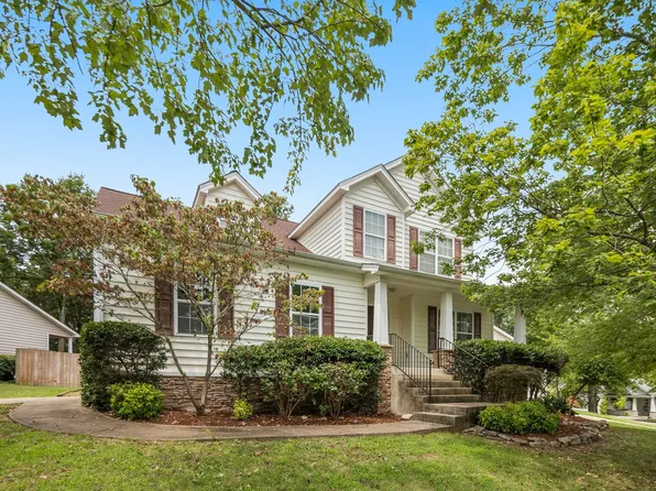 316 Deep Woods Cir, Nashville, TN 37214