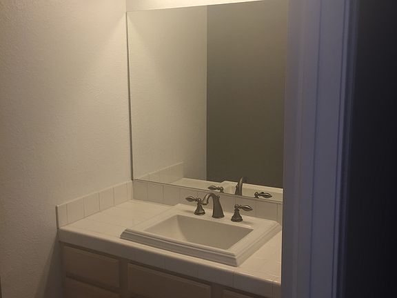 4th image of 5250 S Rainbow Blvd Unit 2139