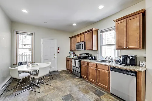 47D Hillside St #2A Photo 1
